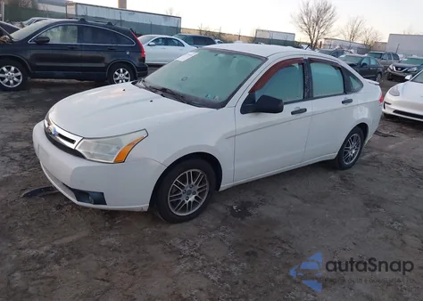 2010 Ford Focus Se z USA, uszkodzony, nr VIN 1FAHP3FN4AW188707